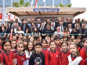 Kepez’den Ünsal İ̇lkokulu’na ‘Çok Amaçlı Salon’