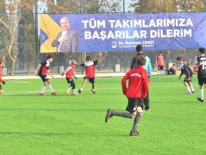 Yunusemre’de Çocuklar Turnuvaya Doydu