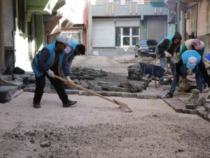 Haliliye’de Yol Çalışmalarına Tam Not