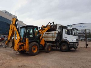 Yahyakaptan Pazar Alanında Yenileme Çalışmaları Başladı