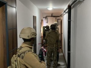 "Girdap Operasyonu"nda Gözaltına Alınan 52 Kişiden 8’i Tutuklandı
