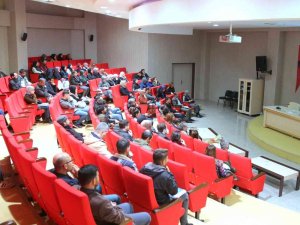 Üniversitede “Akademik Etik Ve İ̇ntihal” Konferansı