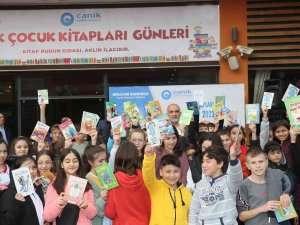 Başkan Sandıkçı: “Okuma Kültürü Kazanan Bir Nesil Yetiştirmeliyiz”