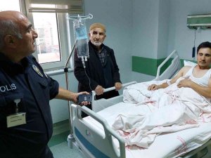 Yüzüne Saplanan Demirle Hastaneye Kaldırılan İşçi Yoğun Bakımdan Çıktı