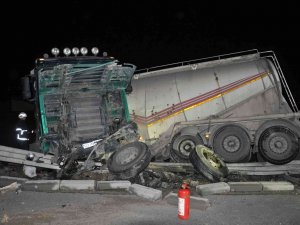 Tekirdağ’da Tır Devrildi: 1 Yaralı