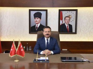 Vali Aksoy: “Öğretmenler, Daha İleriye Yürümenin Anahtarıdır”