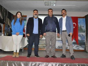 Çiftçilere ’Şeker Verimliliği Nasıl Artar’ Konulu Eğitim Semineri Verildi