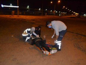 Çorlu’da Virajı Alamayan Motosiklet Devrildi: 1 Yaralı