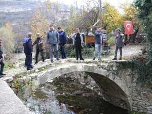 Başkan Köse, Tarihi Çarşı’da İncelemelerde Bulundu