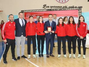 2022-2023 Eğitim Ve Öğretim Yılı Okul Sporları Açılışı Gerçekleştirildi