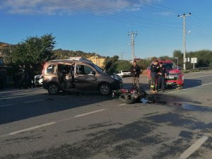 Gazipaşa’da Motosikletle Hafif Ticari Araç Çarpıştı: 1’i Ağır, 2 Yaralı
