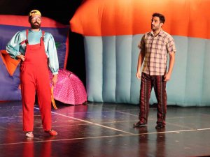 Maltepe’de Ara Tatilde 3 Bin Çocuk Tiyatroyla Buluştu