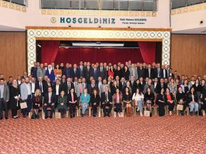 Başkan Kocaispir: “Her Başarılı İnsanın Arkasında Sevgiyle Dokunmuş, Emek Vermiş Bir Öğretmen Vardır”