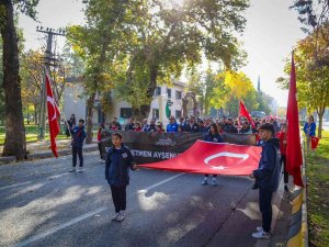 Şehit Öğretmen Ayşenur Alkan’ın Anısına Yürüdüler