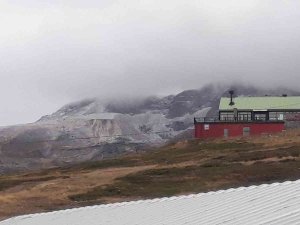 Uludağ’ın Zirvesi Beyaza Büründü