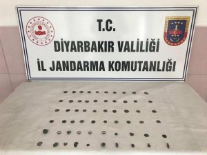 60 Tarihi Objeyi Satmaya Çalışan Şüpheliler Suçüstü Yakalandı