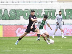 Bursaspor, Bursa’da 10 Puan Kaybetti