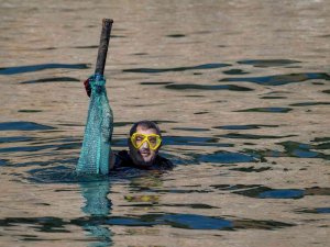 Alanya’da Denizde 19 Dalgıç 38 Kilogram Atık Topladı