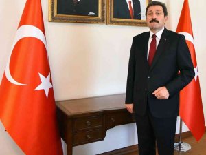 Vali Tavlı’dan 24 Kasım Öğretmenler Günü Mesajı