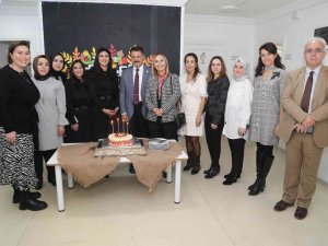 Başkan Deveci’den Ataçocuklu Öğretmenlere Kutlama