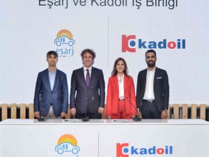 Türkiye’nin Elektrikli Araç Şarj İstasyon Ağı Genişliyor