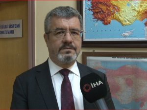 Prof. Dr. Arslan: “Kuzey Anadolu Fay Hattı’nda Yüz Yılda Bir Şiddetli Bir Deprem Meydana Geliyor”
