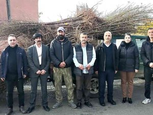 Akçadağ’da 540 Adet Sertifikalı Badem Fidanı Dağıtıldı