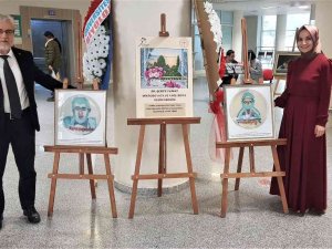 Bu Sergide Bakteriden Resimler Yer Alıyor