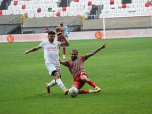 Tff 3. Lig: Karşıyaka: 2 - Çatalcaspor: 0