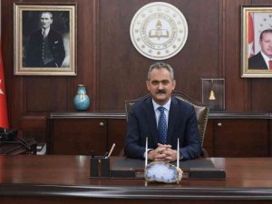 Milli Eğitim Bakanı Özer’den Öğretmenler Günü Mesajı