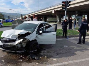 Motosikletli Kurye Kazada Hayatını Kaybetti