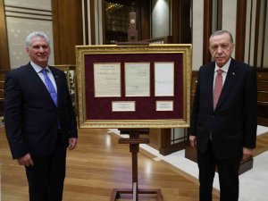 Cumhurbaşkanı Erdoğan’dan Küba’ya Tarihi Hediye