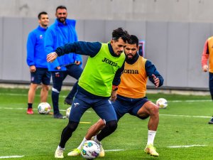 Başakşehir, Top Başı Yaptı