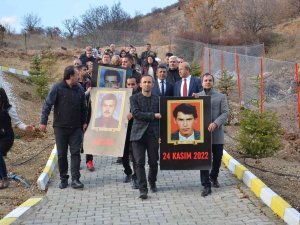 26 Yıl Önce Şehit Edilen 3 Öğretmen Meslektaşları Tarafından Anıldı