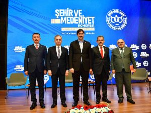 Altındağ Belediye Başkanı Balcı, ‘Şehir Ve Medeniyet Kongresi’ne Katıldı