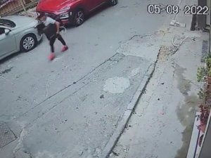 Şişli’de Lcd Ekran Hırsızları Kamerada: Önce Kilidi Kırıp İçeri Girdiler, Ertesi Gün Binaya Tırmandılar