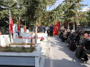 Ahlatlı Şehitler Kabirleri Başında Anıldı