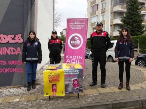 Bursa’da Trafolar "Susmak Şiddeti Gölgeler" Sözleriyle Boyanarak Farkındalık Oluşturuldu