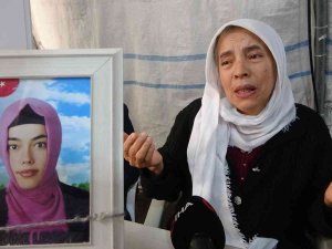 Kızının Elinden Kalem Alınıp Silah Verildi, Anne Öğretmenler Günü’nü Unuttu