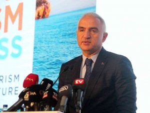 Bakan Ersoy:" Turizmde Türkiye Olarak Süper Lig’deyiz"