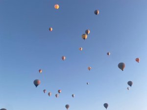 Sıcak Hava Balonlarına Rüzgar Engeli