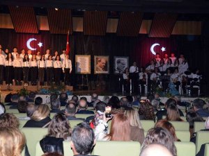 Yalova’da Öğretmen Günü Kutlandı