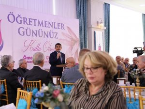 Başkan Çelik’ten Öğretmenlere Vefa