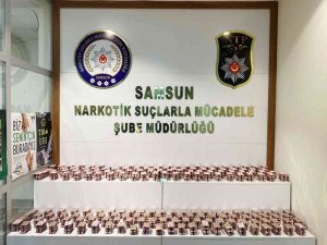 Samsun’da Bir Araçta 28 Bin Kapsül Sentetik Ecza Ele Geçti: 2 Gözaltı