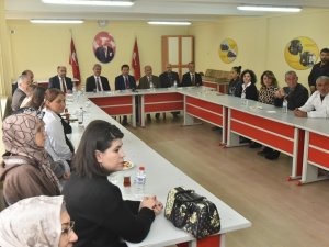 Hasan Kılca: “Her Zaman Öğretmen Ve Öğrencilerin Yanındayız”