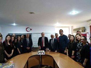 Başkan Atabay, Öğretmenleri Unutmadı