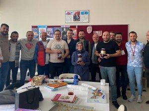 Ünye’de Öğretmenlere Tatlı Hediye