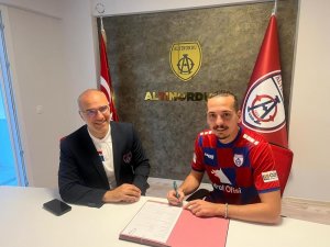 Altınordu’da, Bertuğ Bayar Ve Safa Kınalı İle Yollar Ayrıldı