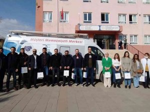 Dicle Elektrik Personeli 6 İlde 43 Okulda Bin Öğretmenle Görüştü