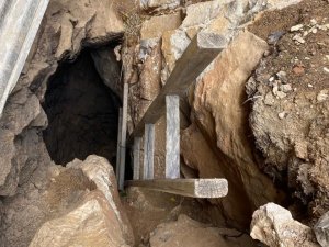 Bursa’da Yok Artık Dedirten Olay: Evin İçinde Kazı Yaparken Yakalandı